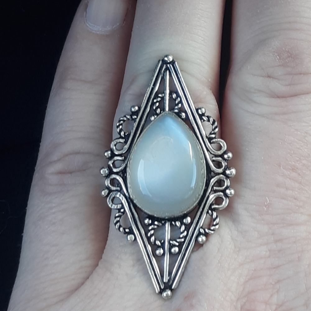 New Natural Moonstone 925 Silver Ring.